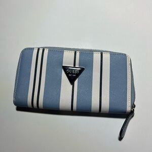 Guess wallet